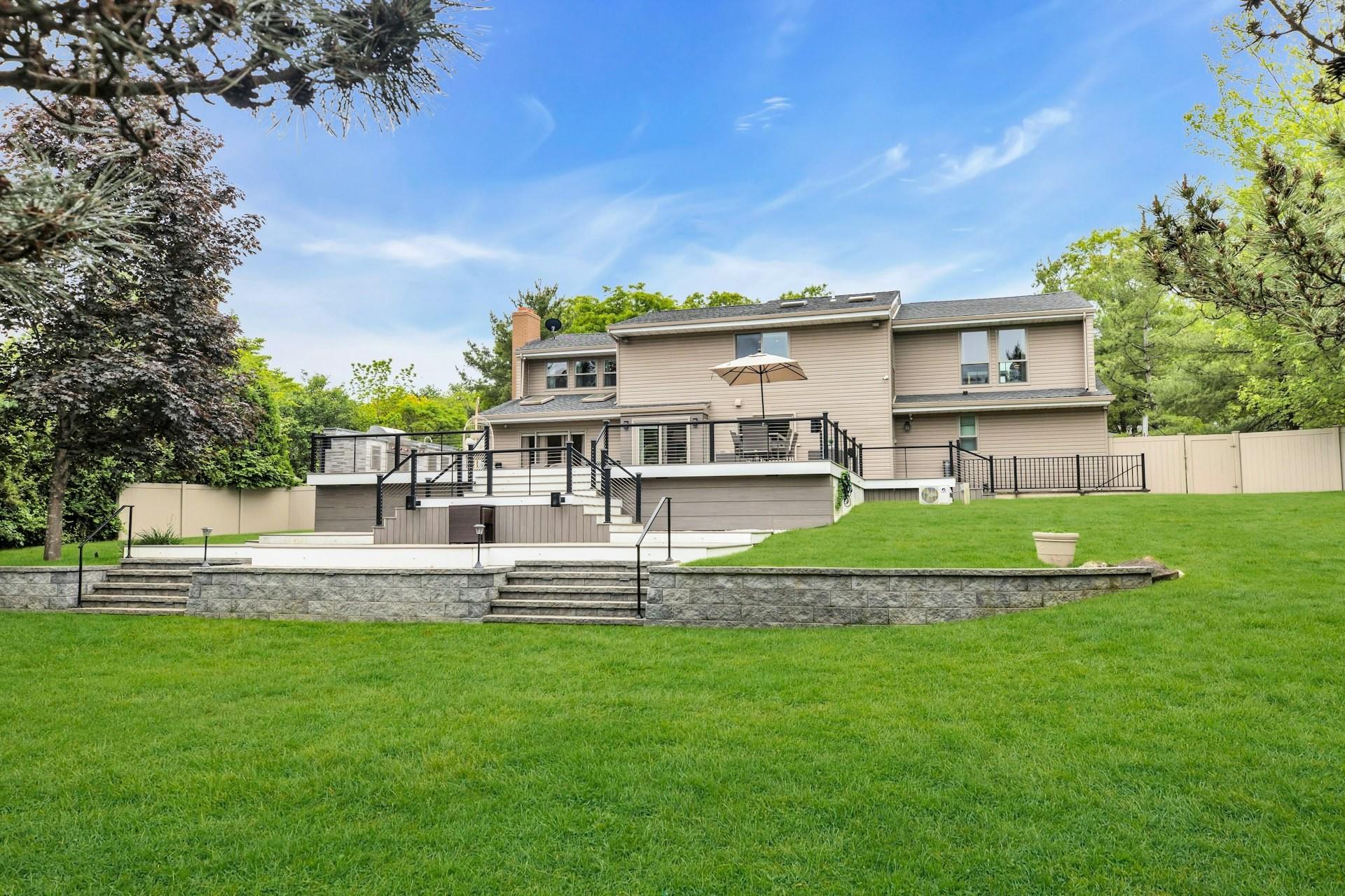 9 Hill & Tree Court, Melville, New York image 5