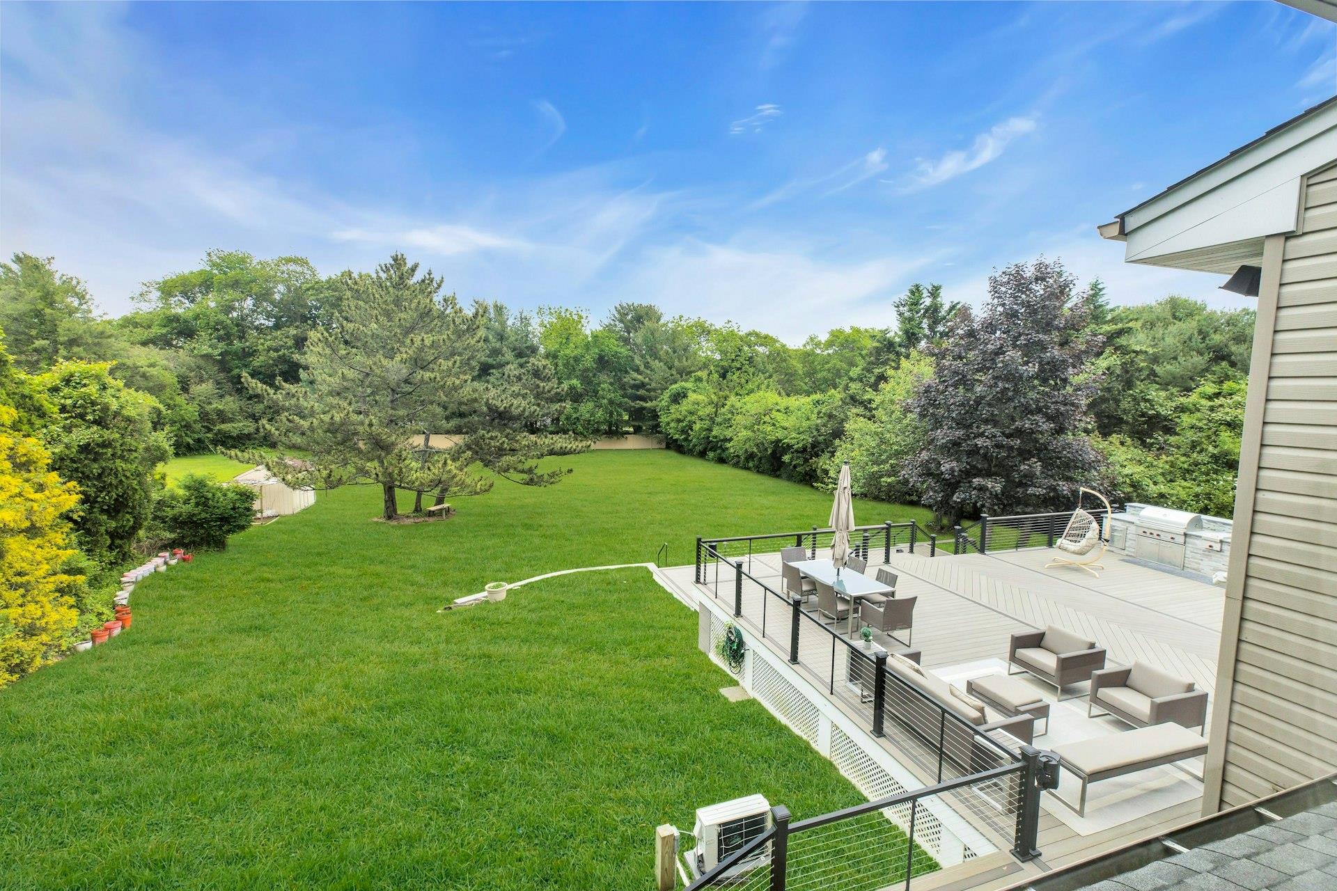 9 Hill & Tree Court, Melville, New York image 40