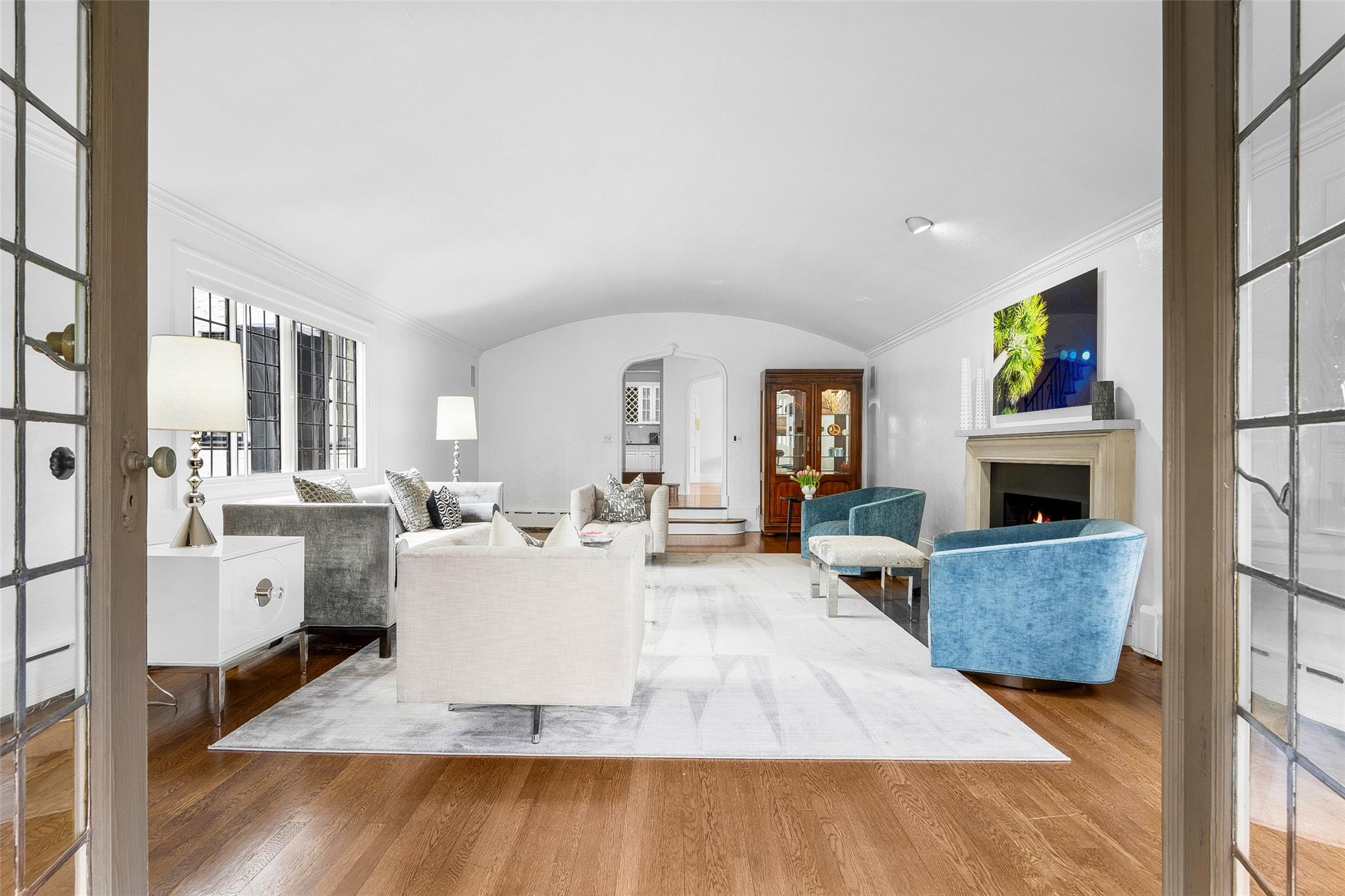 6 South Drive, Larchmont, New York image 9