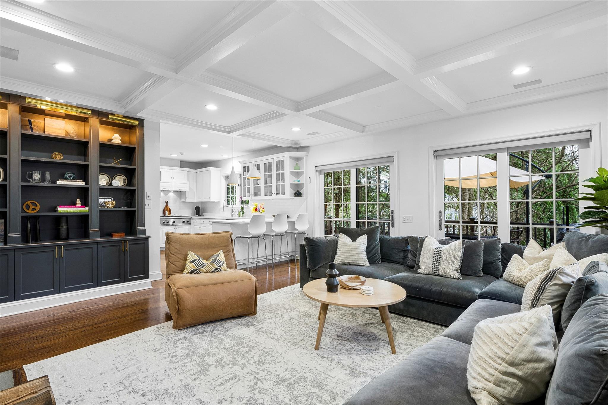 6 South Drive, Larchmont, New York image 19
