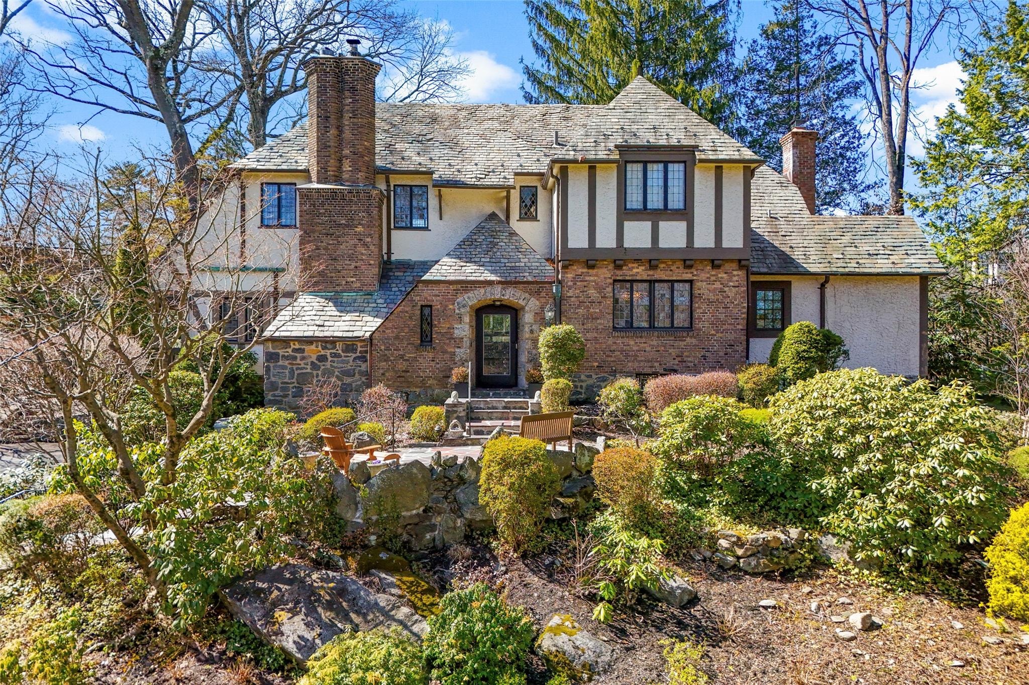 6 South Drive, Larchmont, New York image 2