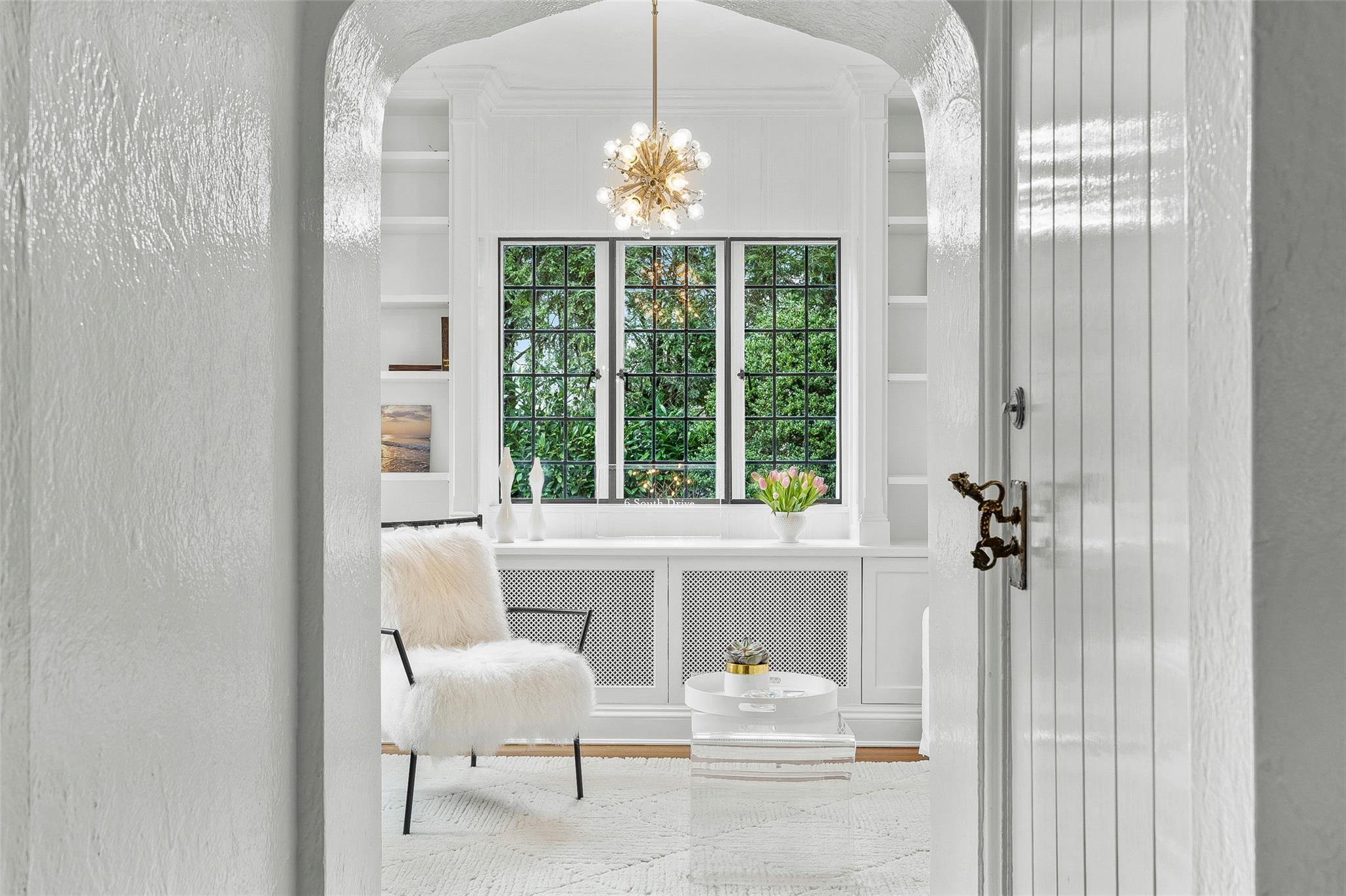 6 South Drive, Larchmont, New York image 10