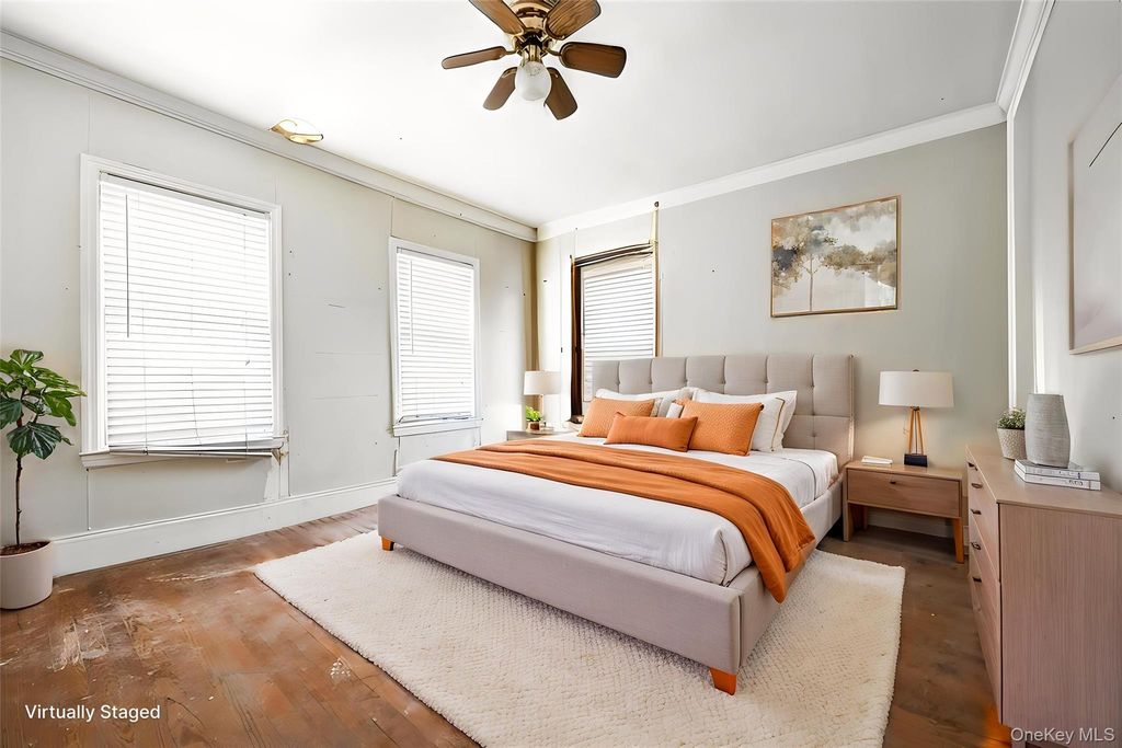 Photo of 1052 McLean Avenue, Yonkers, NY 10704 (MLS # 973263)