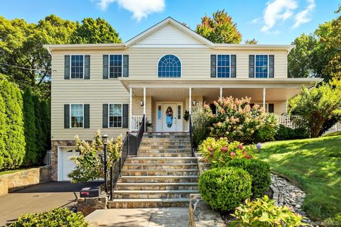 94 Holland Place Hartsdale NY 10530