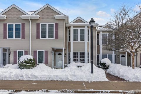 Condo For Sale - 899 Altessa Boulevard<br/> Melville, NY 11747