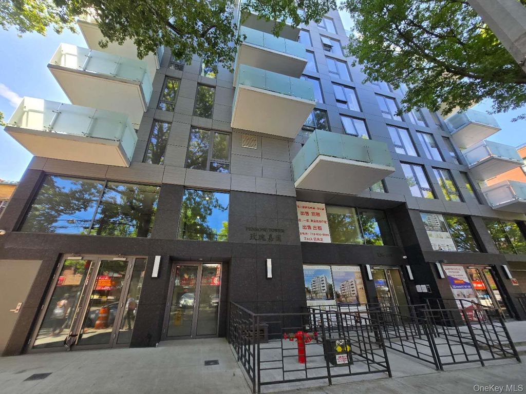Photo of 136-80 41 ave #7D, Flushing, NY 11355 (MLS # 906674)