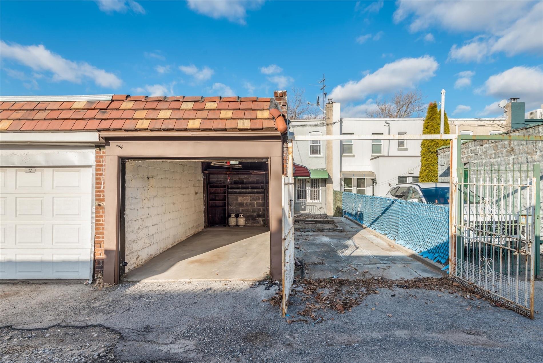 1862 Willoughby Avenue, Ridgewood, New York image 28
