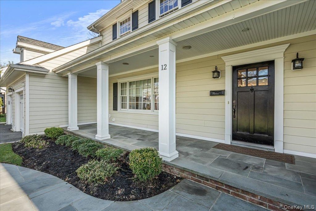 Photo of 12 Whitehall Road, Rockville Centre, NY 11570 (MLS # 983665)