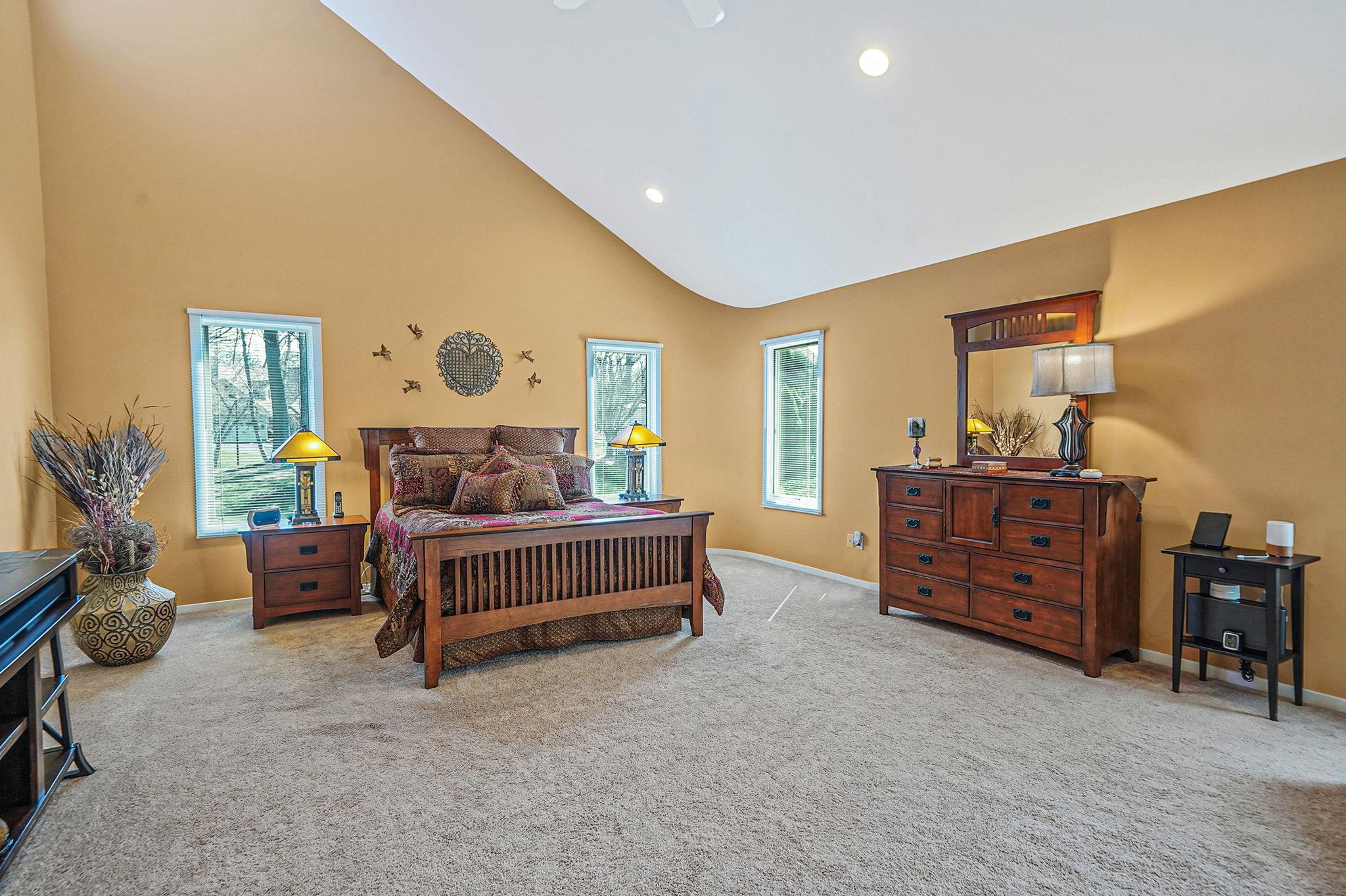 4 Maureen Drive, Mount Sinai, New York image 20