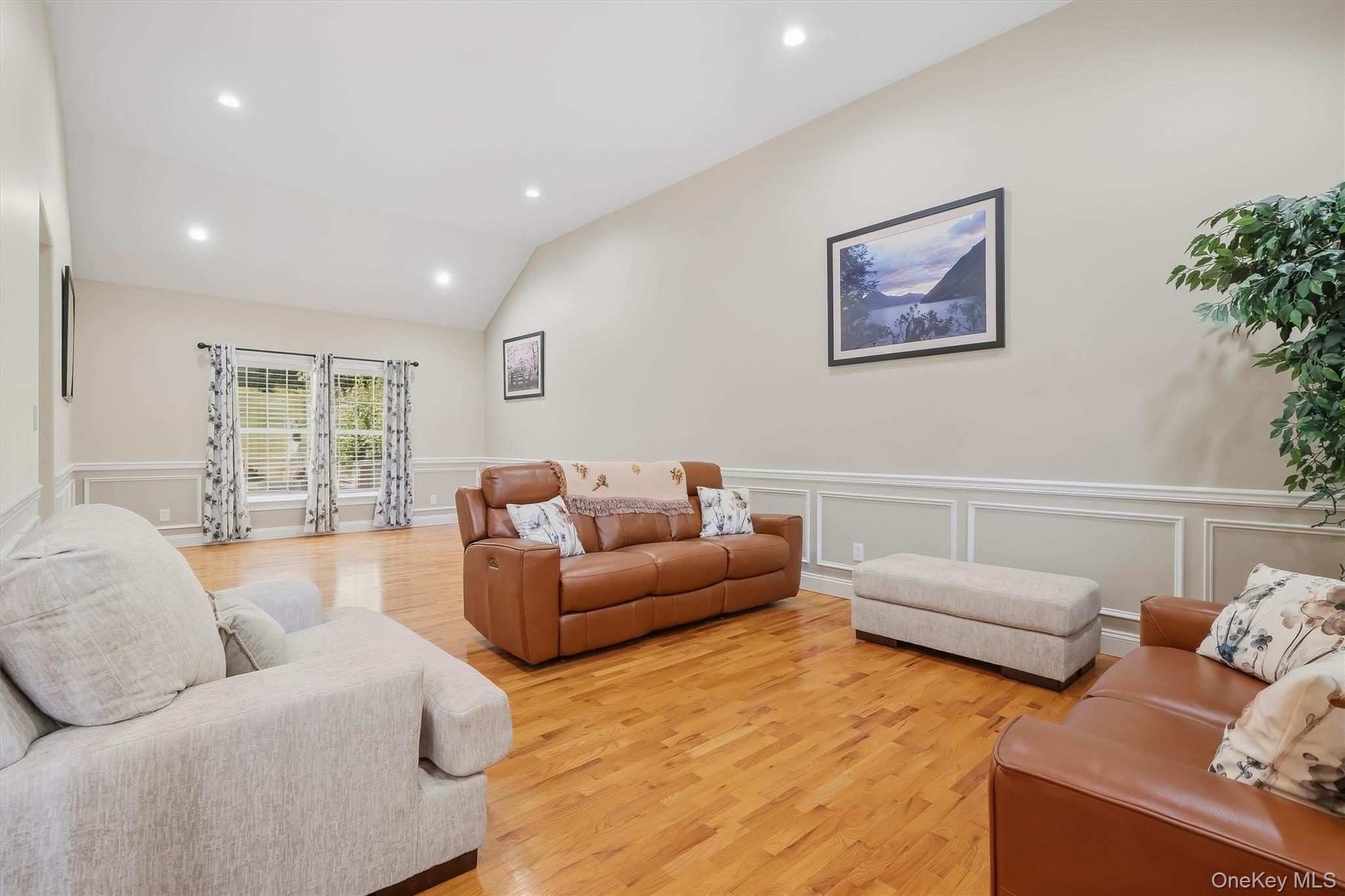 2 Pond Ridge Crossing