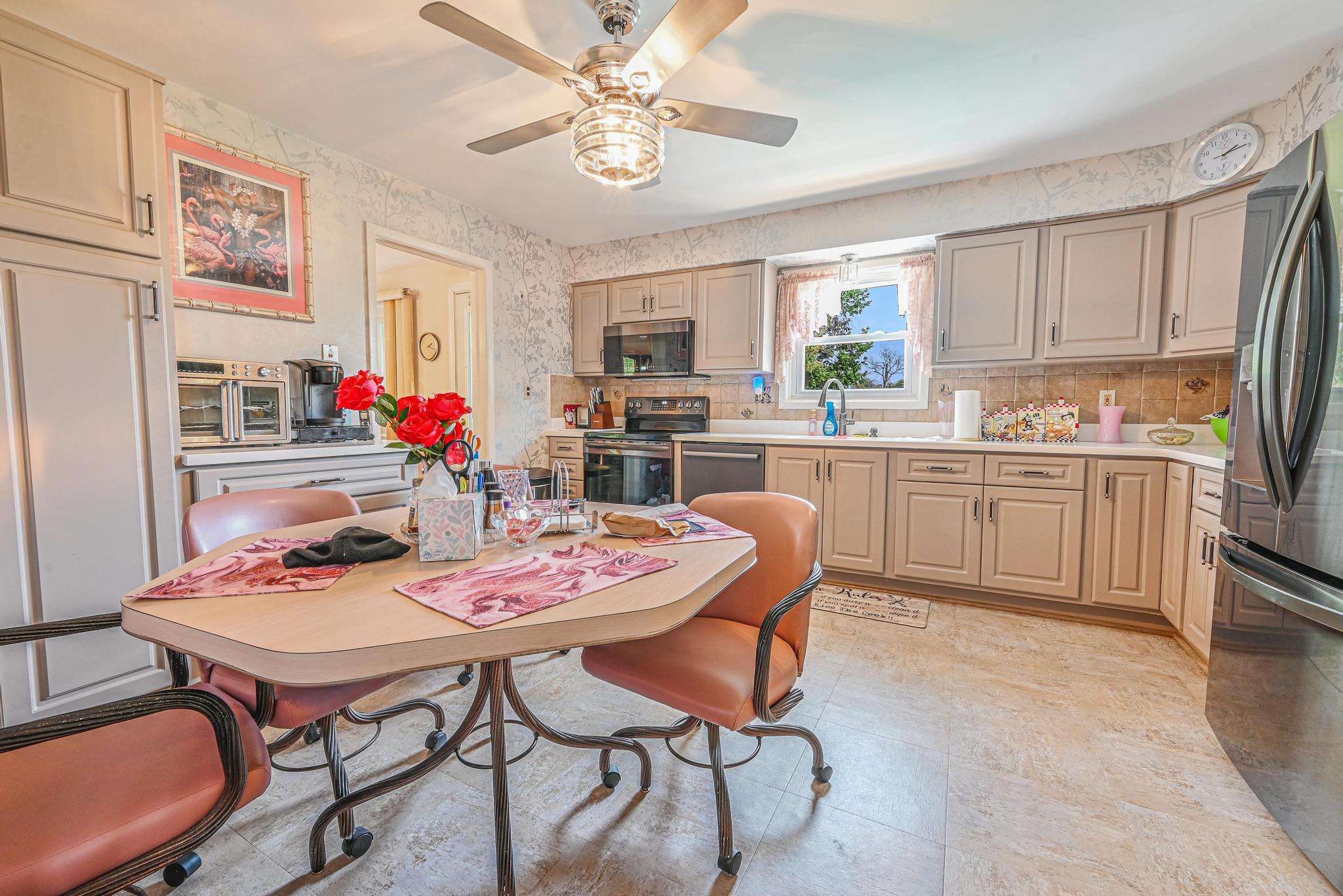 39 Primrose Lane, Roosevelt, New York image 14