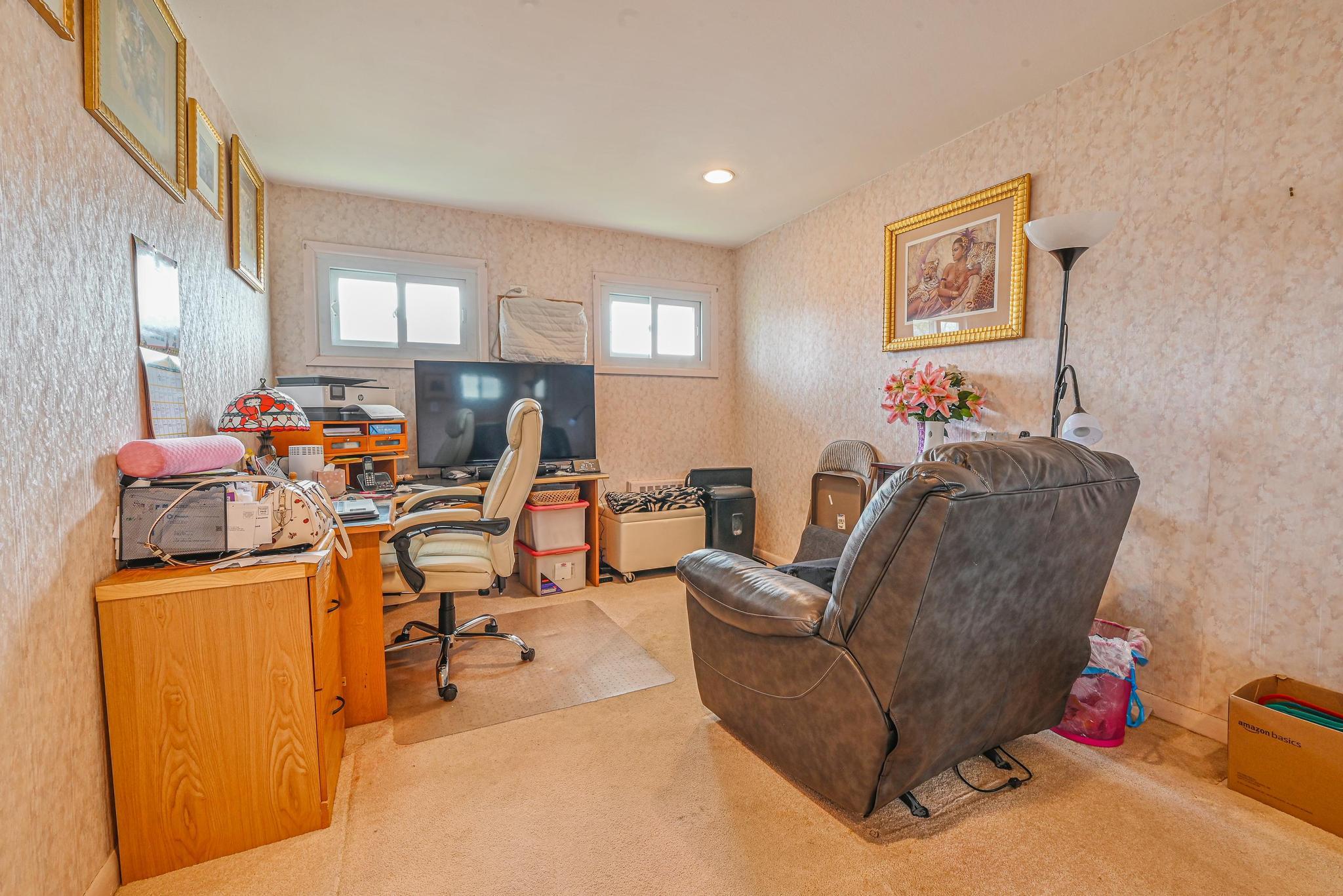 39 Primrose Lane, Roosevelt, New York image 3