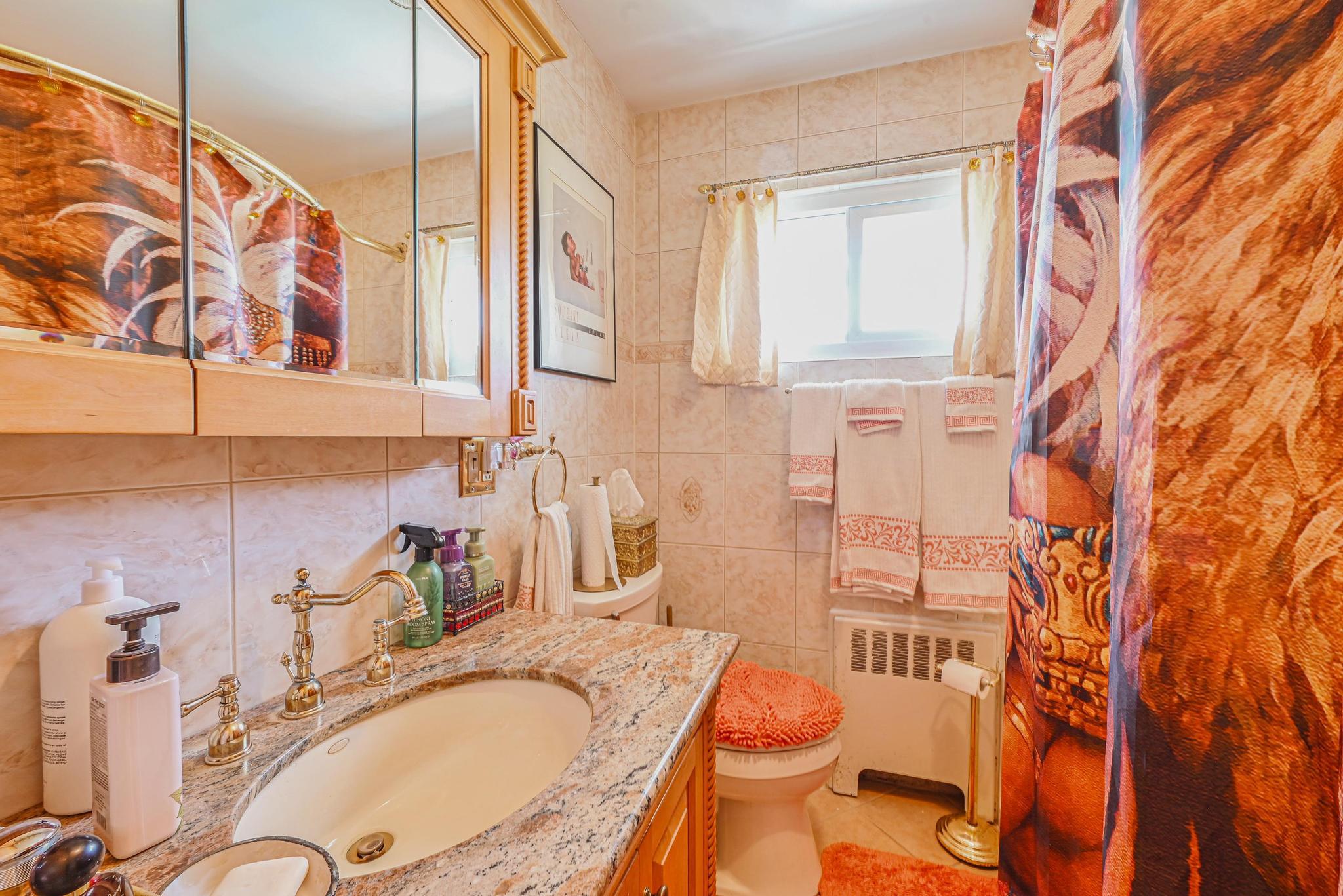 39 Primrose Lane, Roosevelt, New York image 2