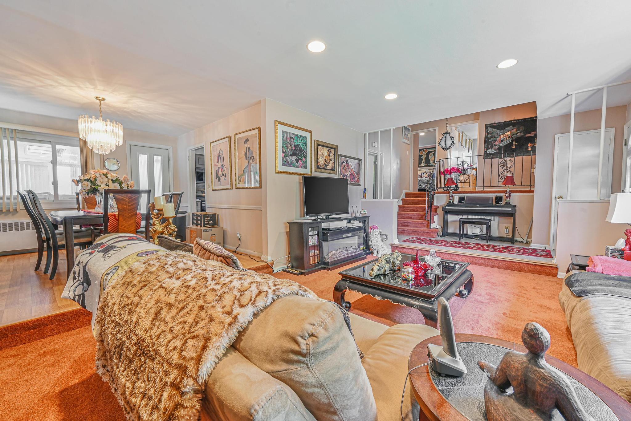 39 Primrose Lane, Roosevelt, New York image 16