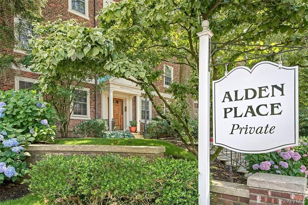 Photo of 3 Alden Place #3A, Bronxville, NY 10708 (MLS # 948290)