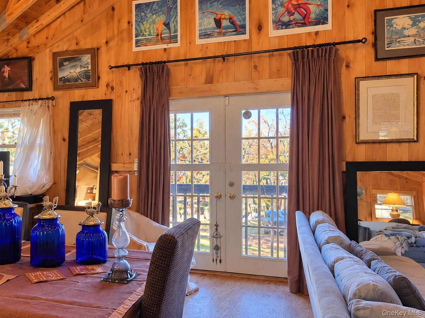 18 E Adirondack Trail