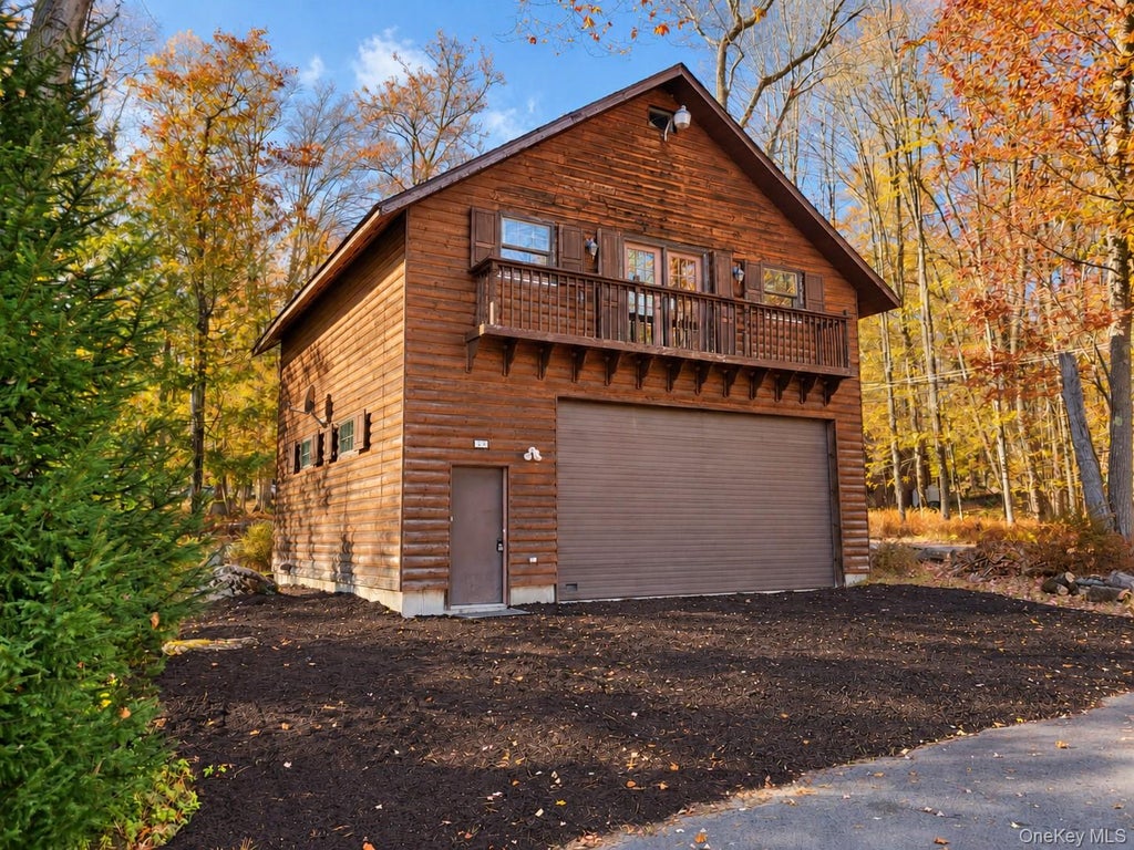 Photo of 18 E Adirondack Trail, Smallwood, NY 12720 (MLS # 1065602)