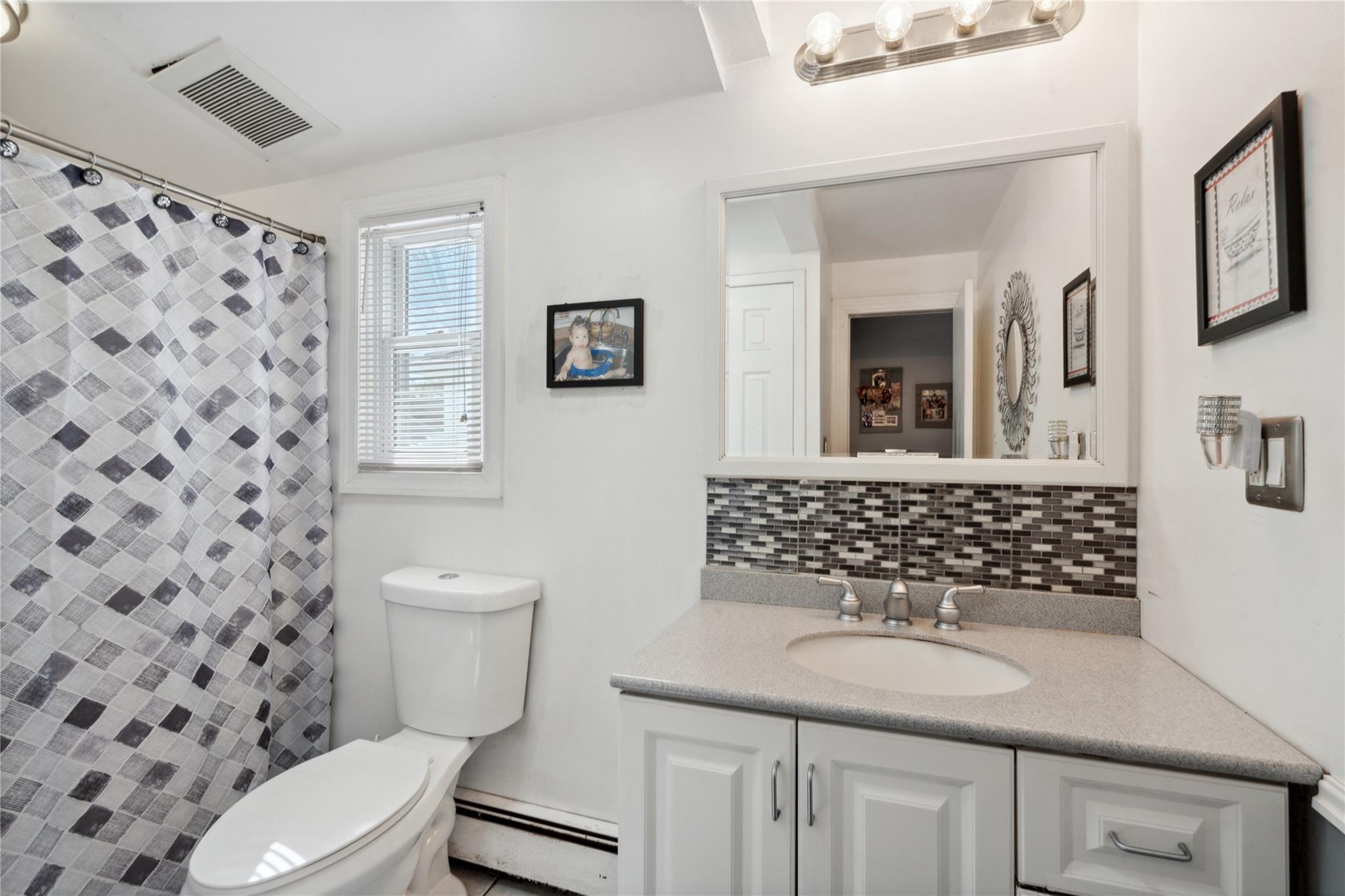 244 Laverne Avenue, Holbrook, New York image 25