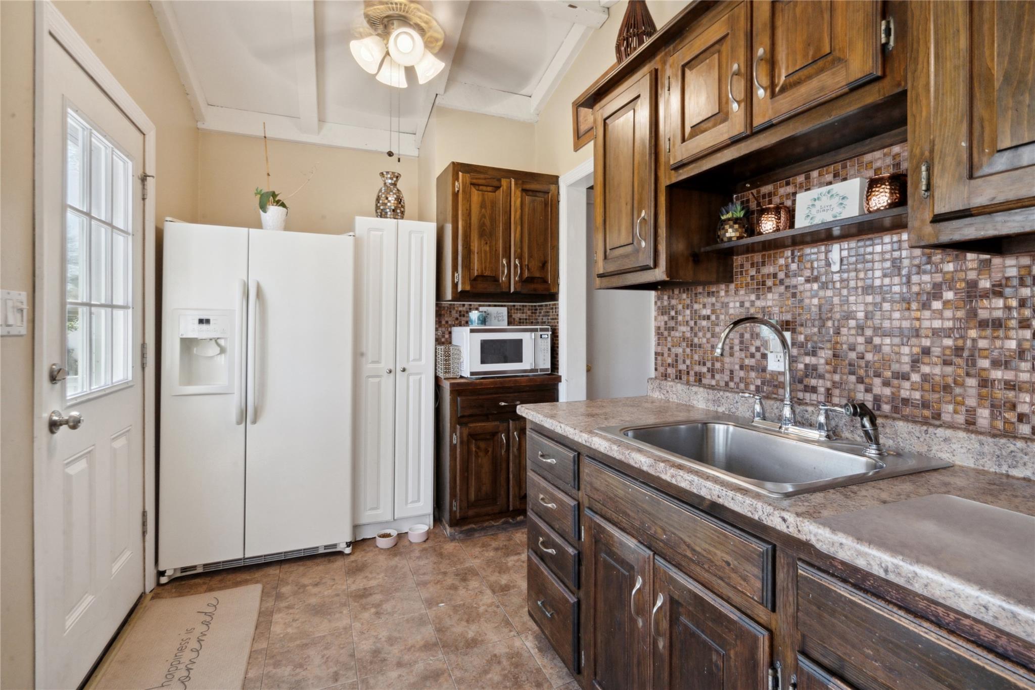 244 Laverne Avenue, Holbrook, New York image 6