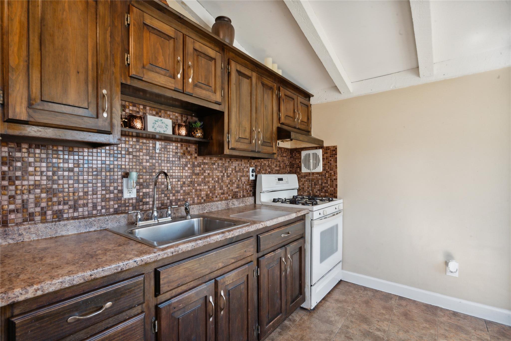 244 Laverne Avenue, Holbrook, New York image 5