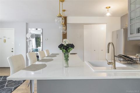 Condo For Sale - 54 Erasmus Street #2D<br/> Brooklyn, NY 11226