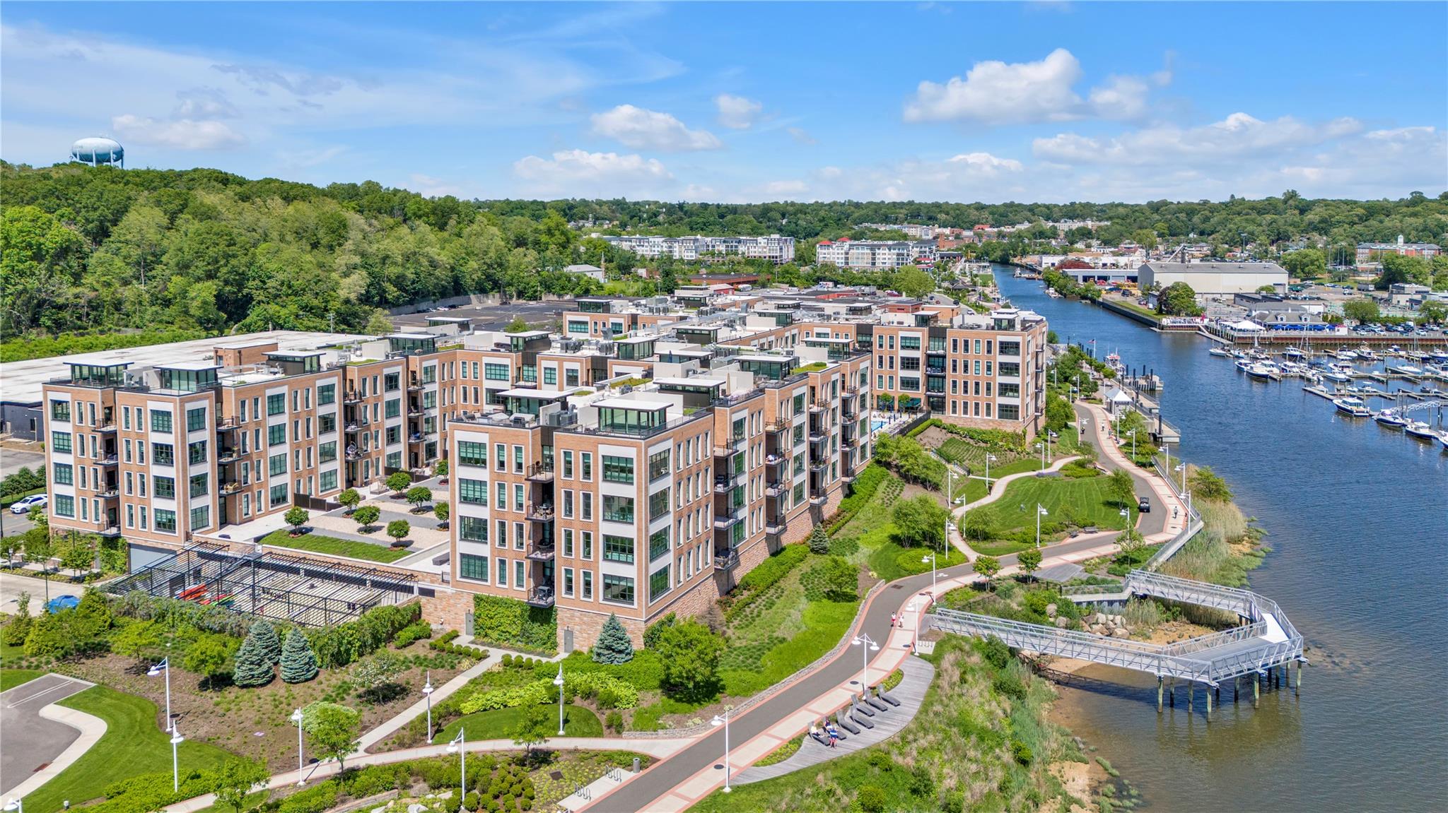 100 Garvies Point Road 1238
