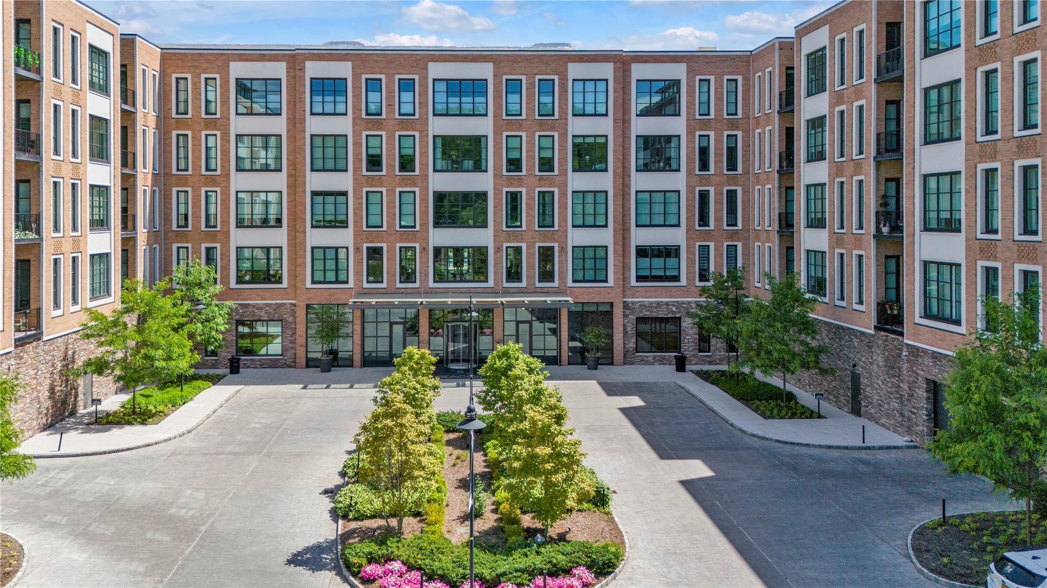 100 Garvies Point Road #1238, Glen Cove, New York image 38