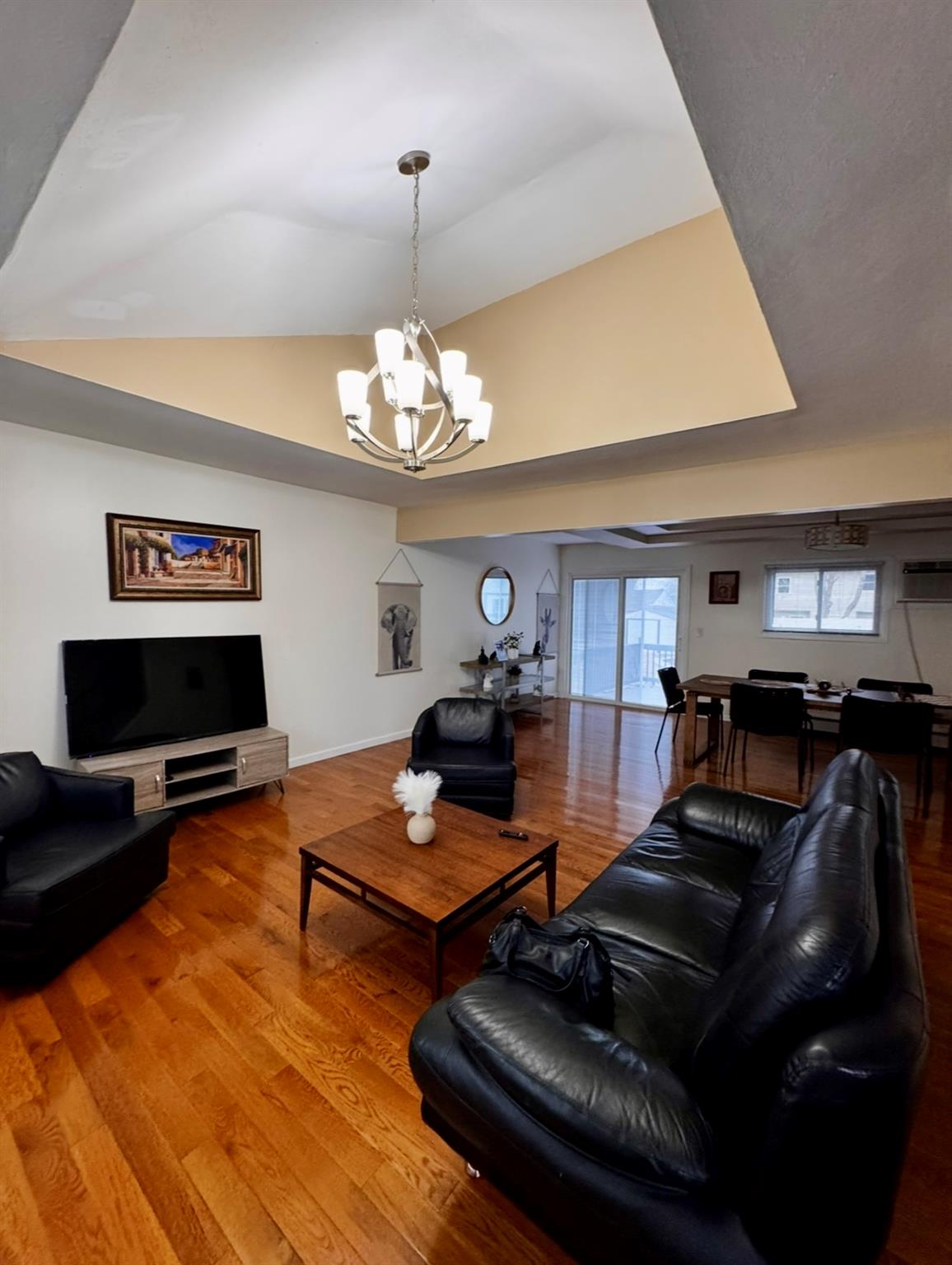 146 Grand Boulevard, Brentwood, New York image 4