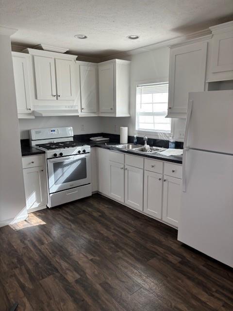 658 Sound Ave Unit D10 Ave, Calverton, New York image 6