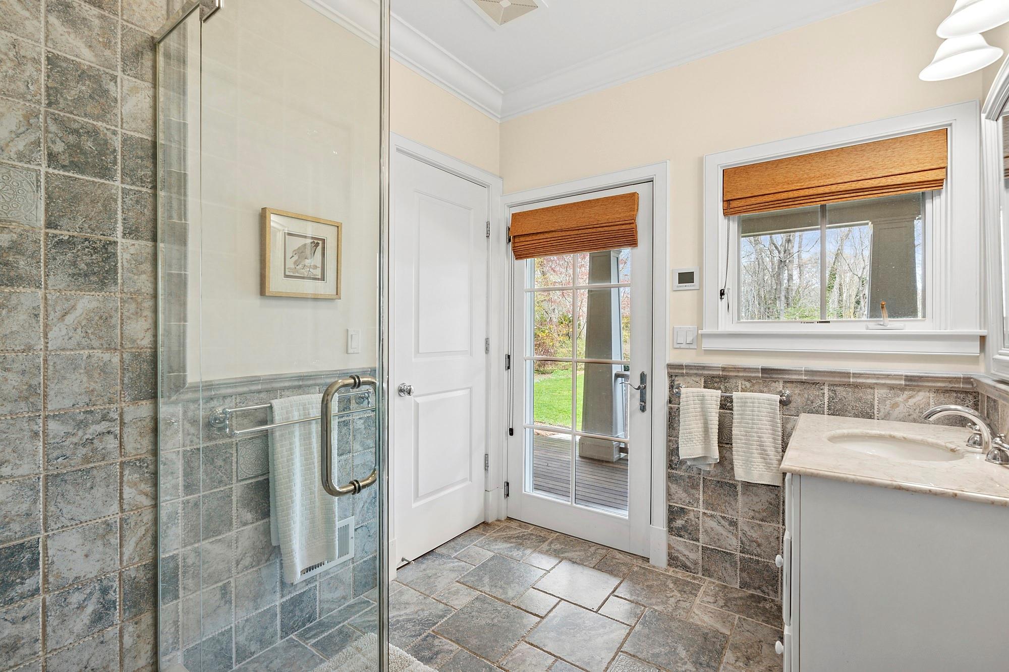 179 Bay Avenue, Hampton Bays, New York image 18