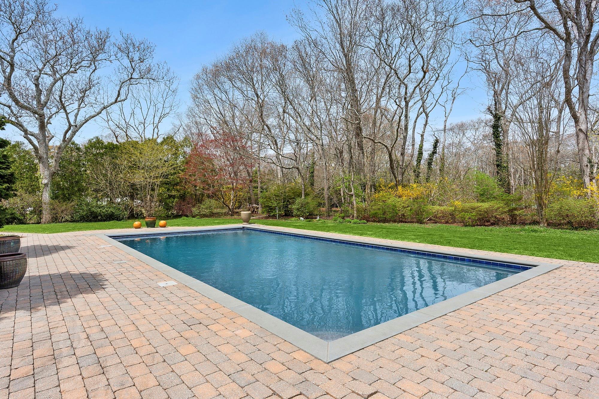 179 Bay Avenue, Hampton Bays, New York image 4