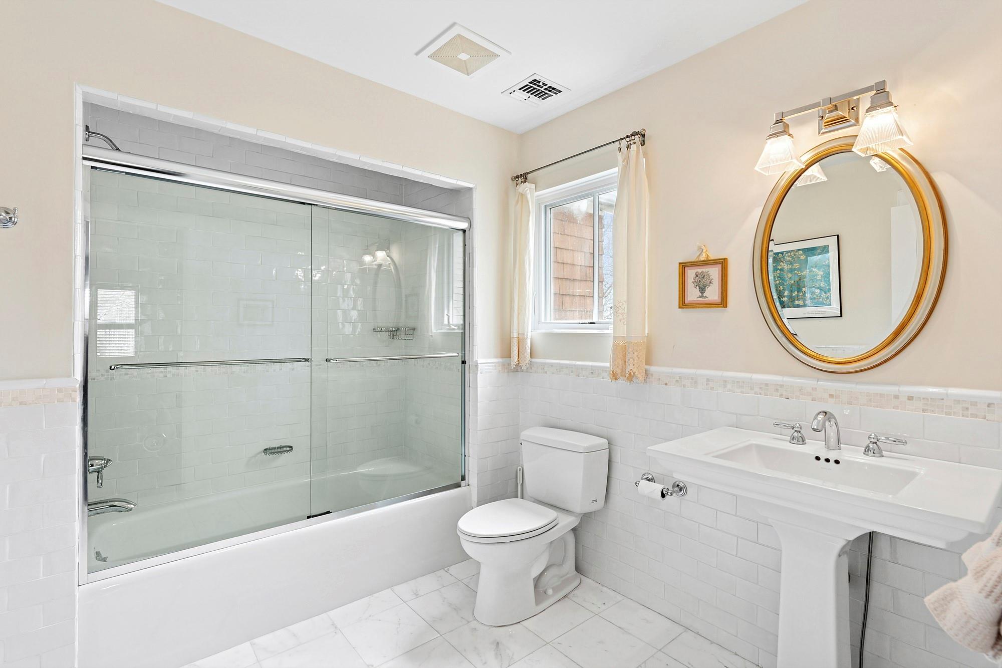 179 Bay Avenue, Hampton Bays, New York image 21