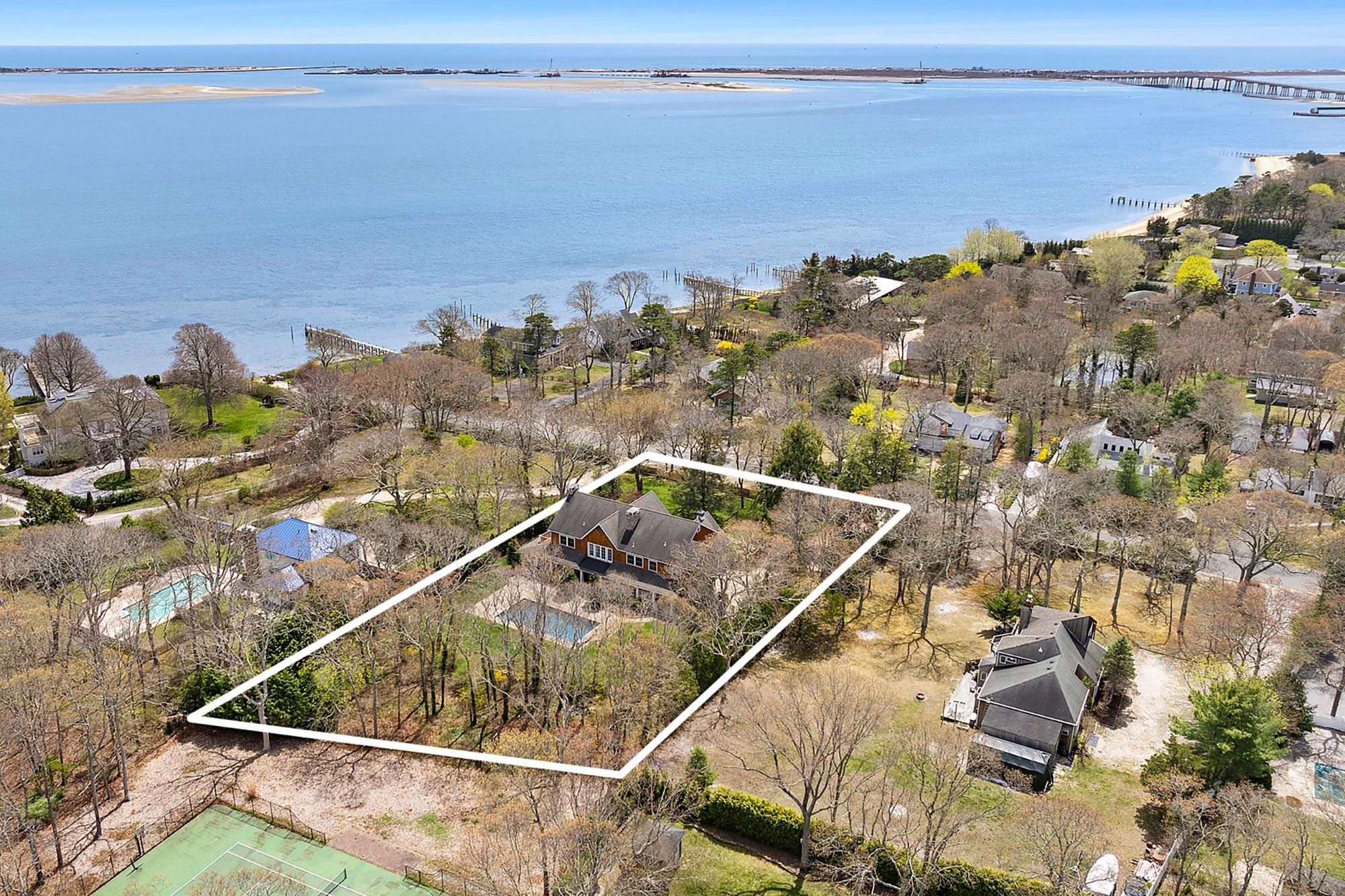 179 Bay Avenue, Hampton Bays, New York image 5