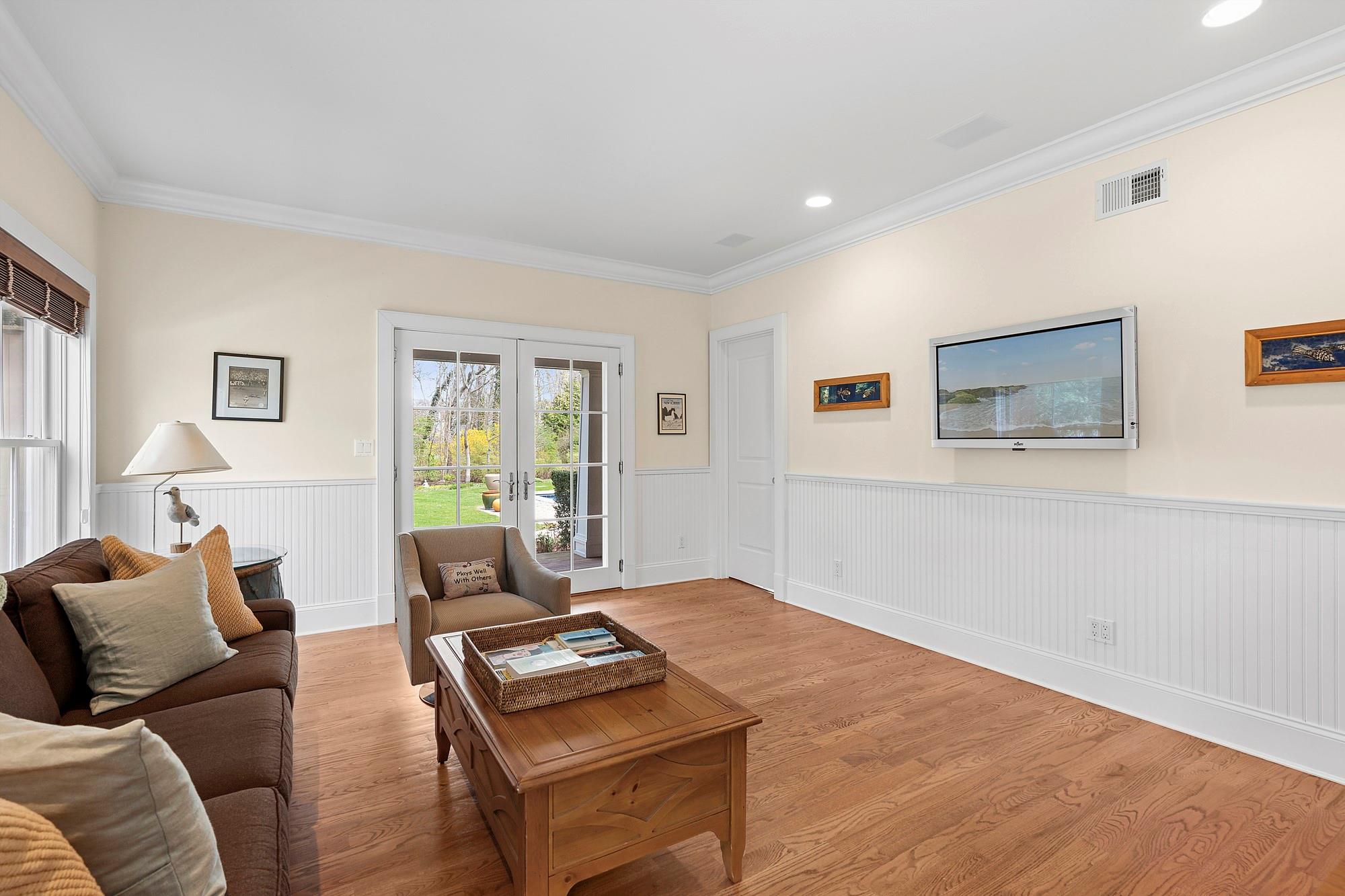 179 Bay Avenue, Hampton Bays, New York image 19