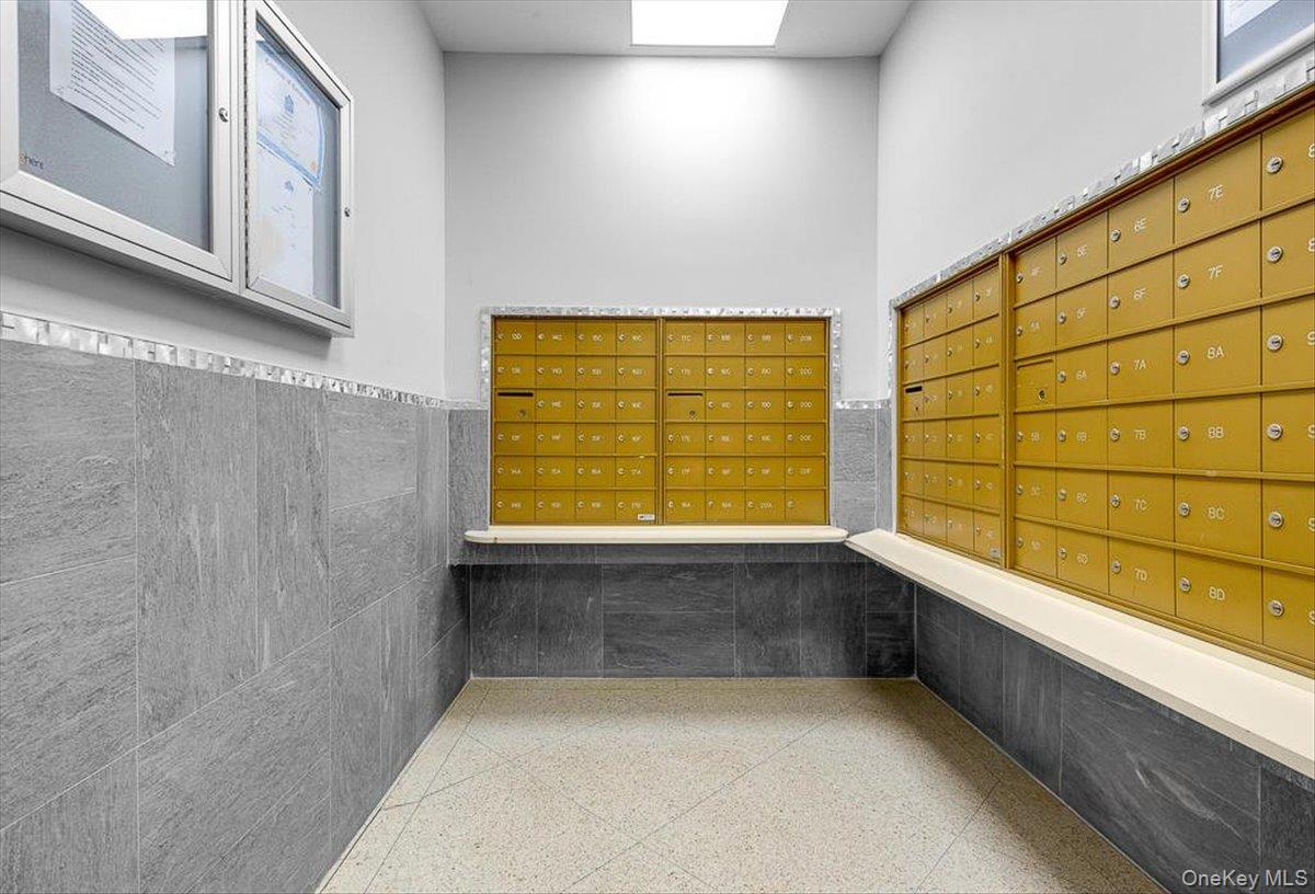 90-60 Union Turnpike 4F