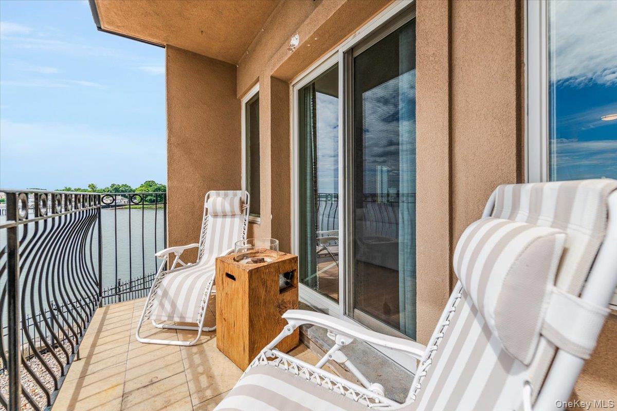 1436 Outlook Avenue 2