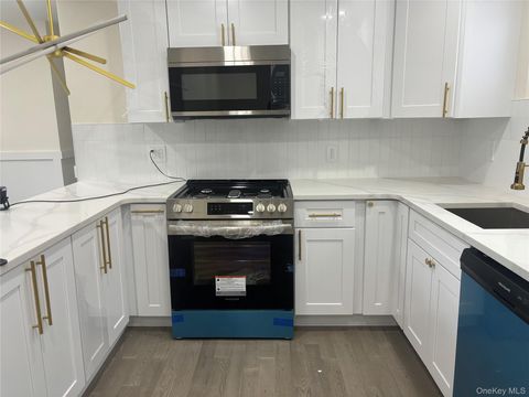 41 Tamarack Street Central Islip NY 11722