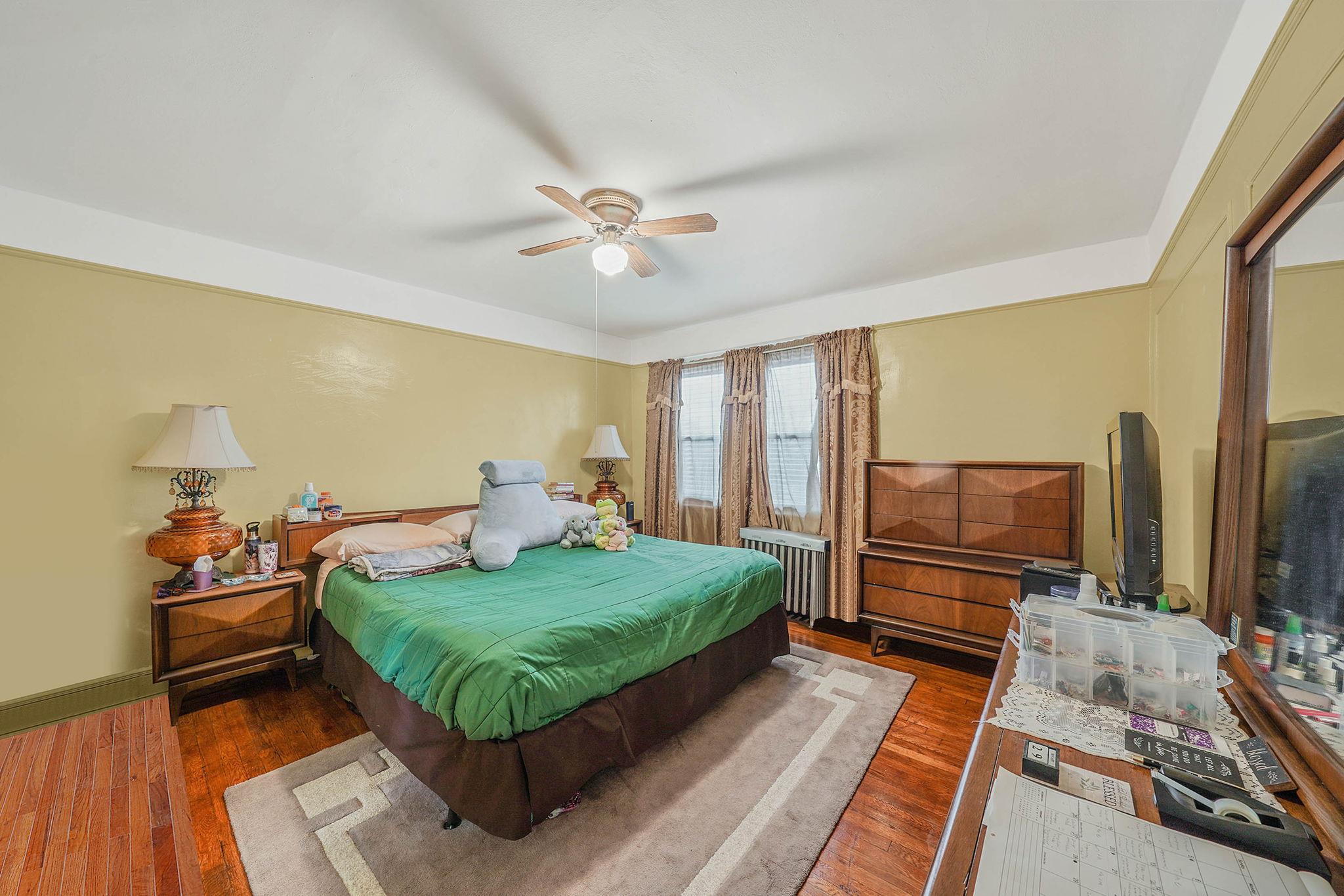 13103 226th Street, Laurelton, New York image 9