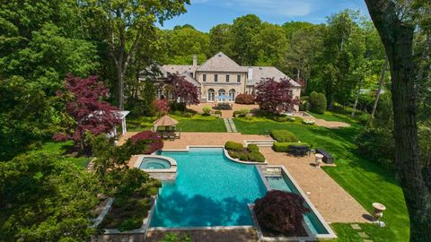 3 Pin Oak Court Old Brookville NY 11545