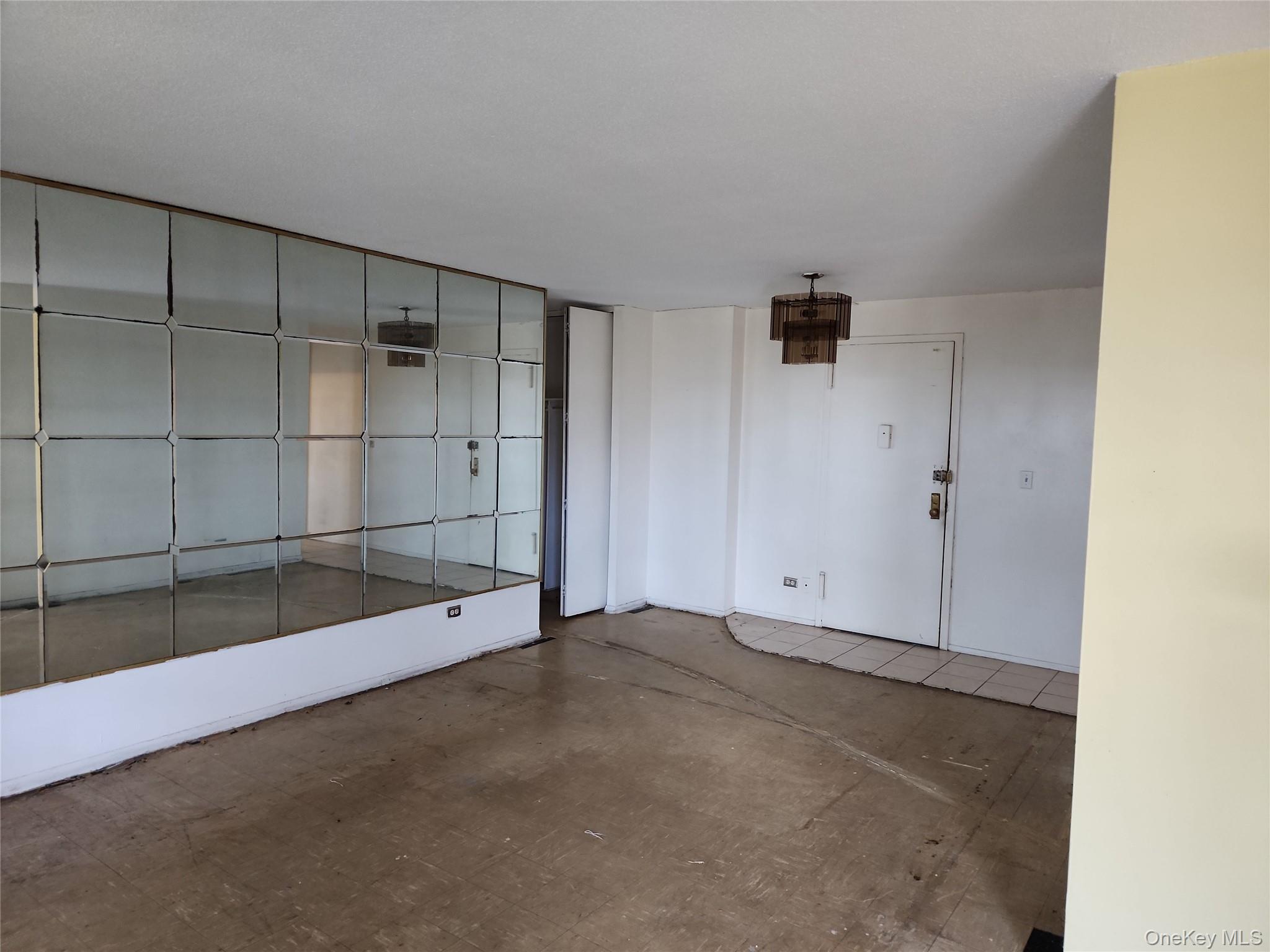 2550 Olinville Avenue 8M