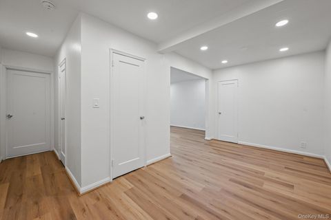 Photo of 3751 86th Street #1L, Jackson Heights, NY 11372 (MLS # 928619) Photo of 3751 86th Street #1L, Jackson Heights, NY 11372 (MLS # 928619)