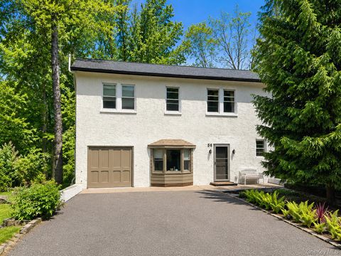 Homes For Sale - 56 Clubhouse Road<br/> Orange County, Tuxedo Park, NY 10987