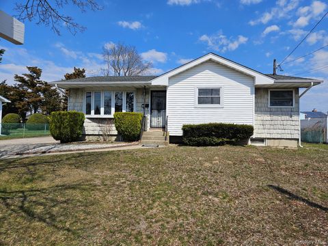 63 Voorhis Drive Brentwood NY 11717