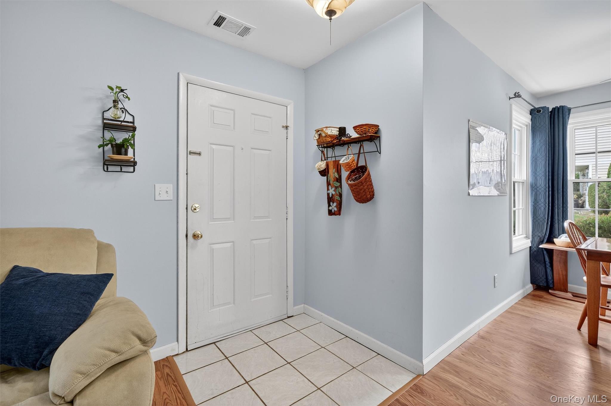 2409 Whispering Hills