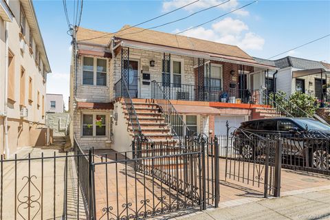 Homes For Sale - 426 Calhoun Avenue<br/> Bronx, NY 10465