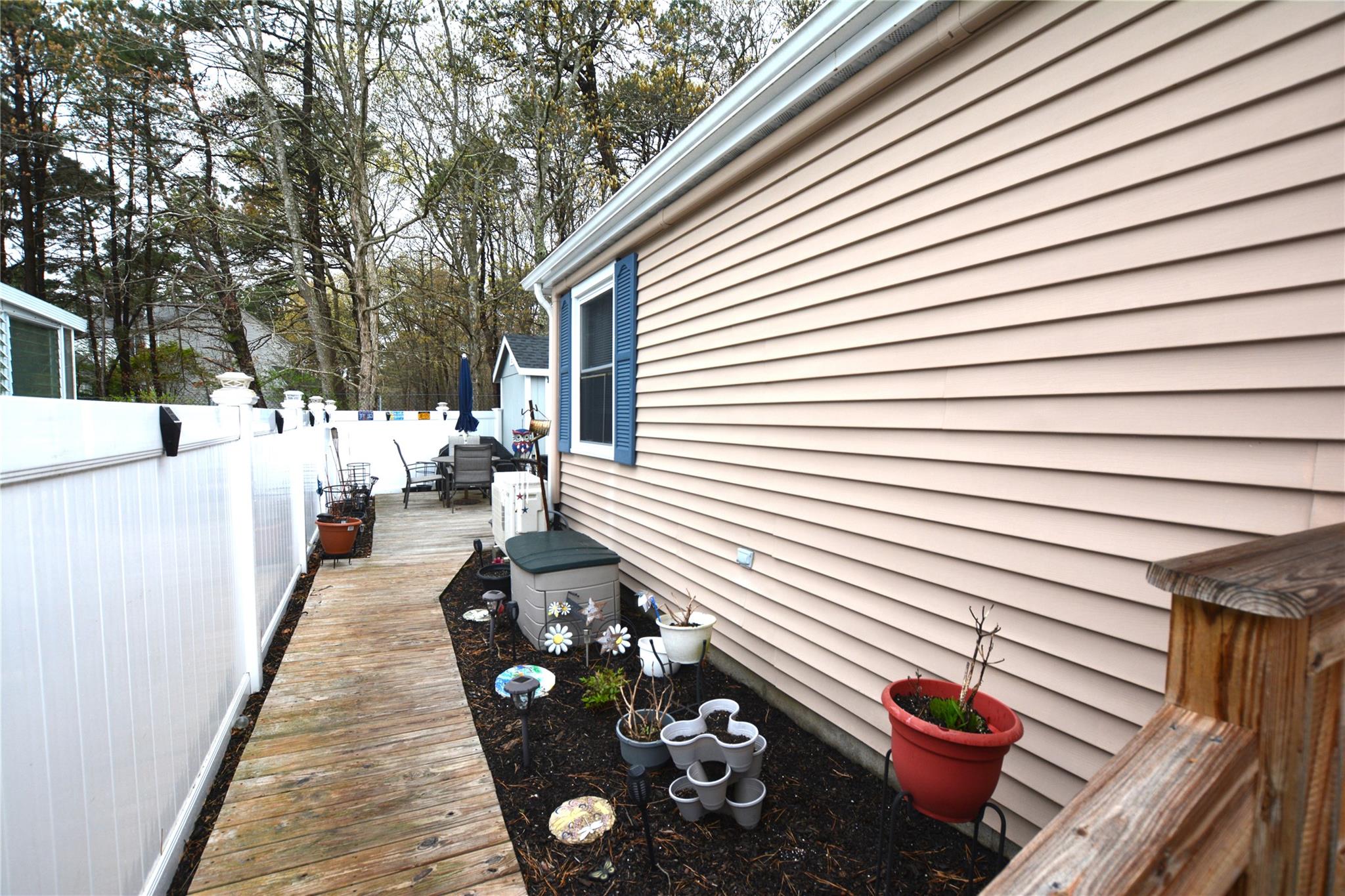 77 Village Circle W Cir, Manorville, New York image 13