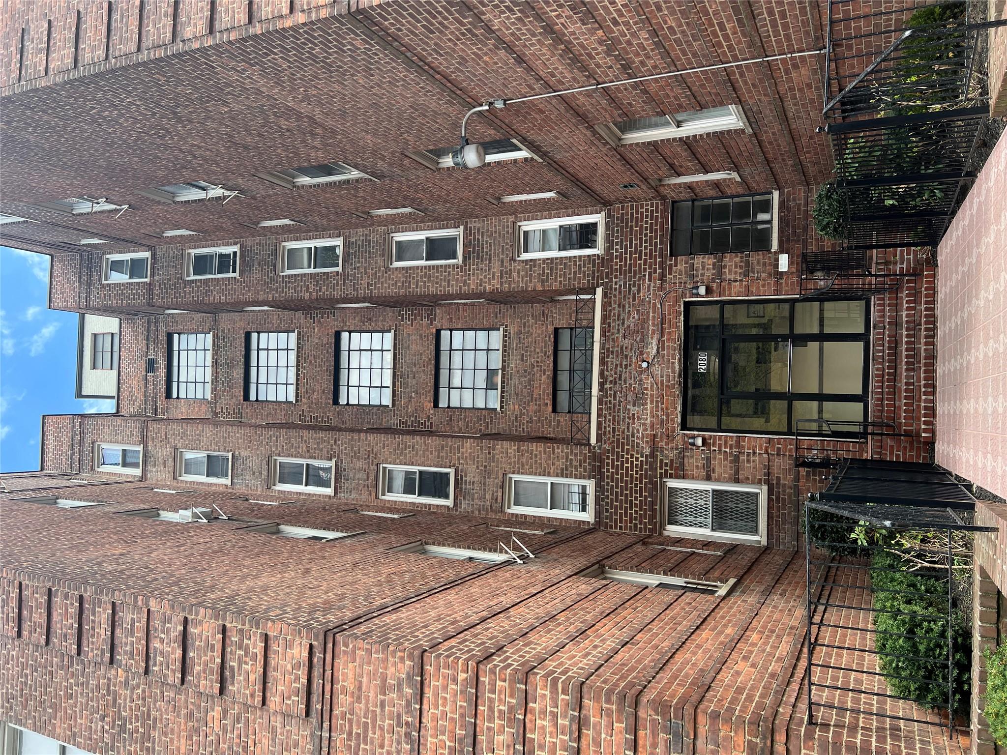 2080 Barnes Avenue #4C, Bronx, New York image 1