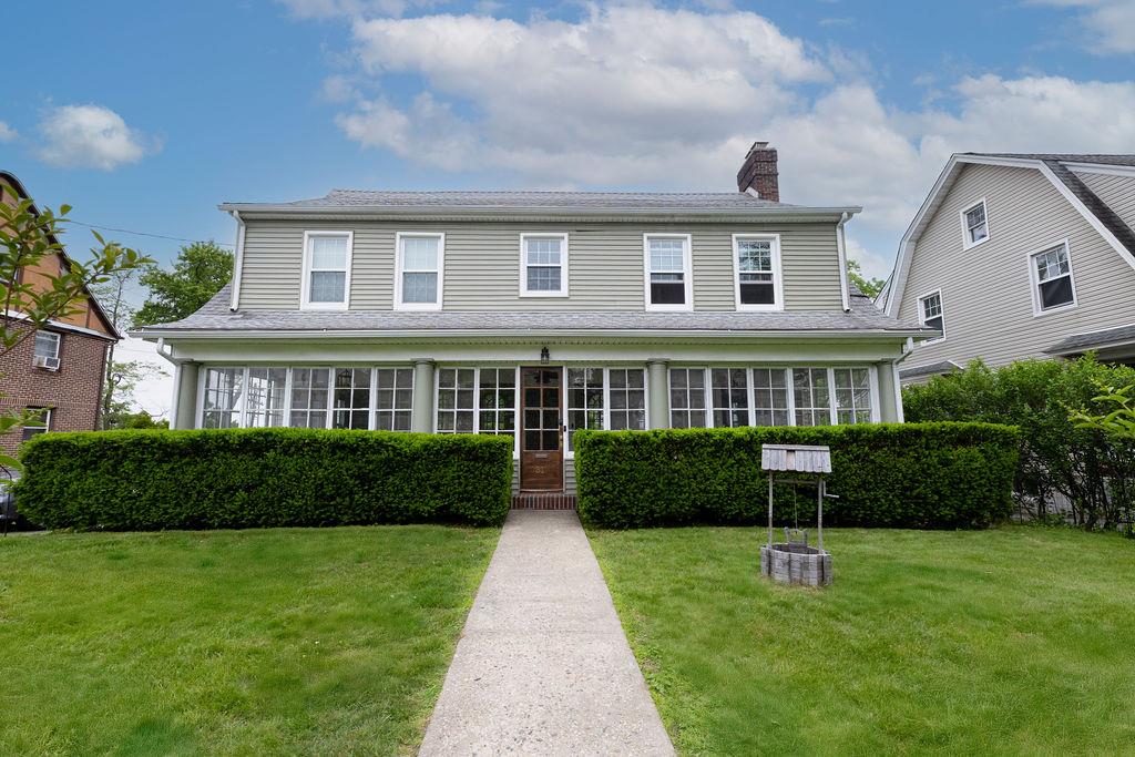 31 Heminway Avenue, New Rochelle, New York image 1