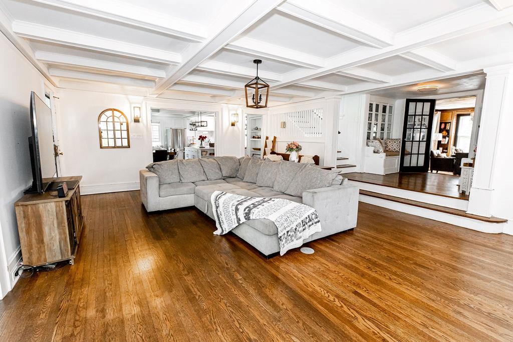 31 Heminway Avenue, New Rochelle, New York image 5
