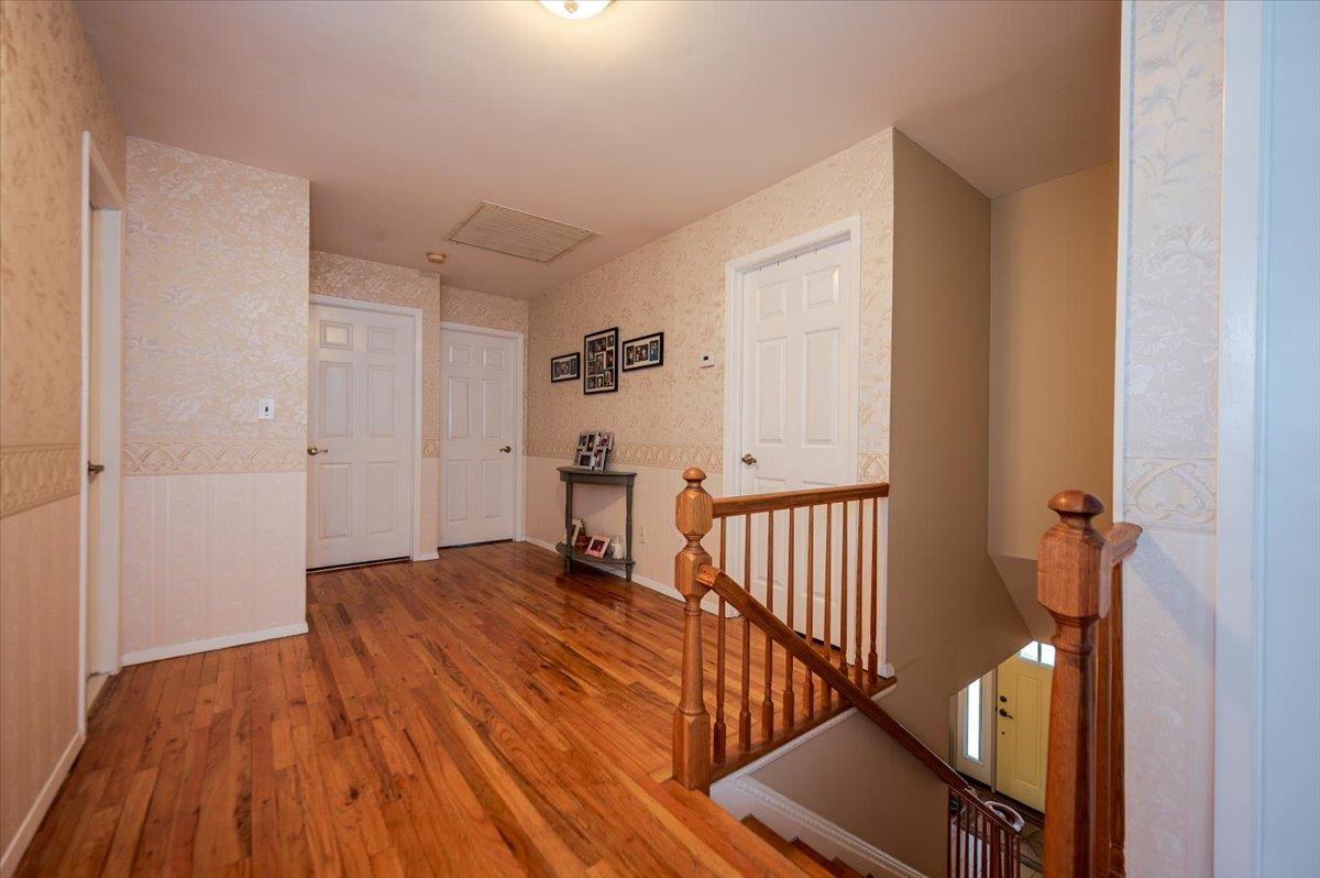 164 Eaton Lane, West Islip, New York image 9